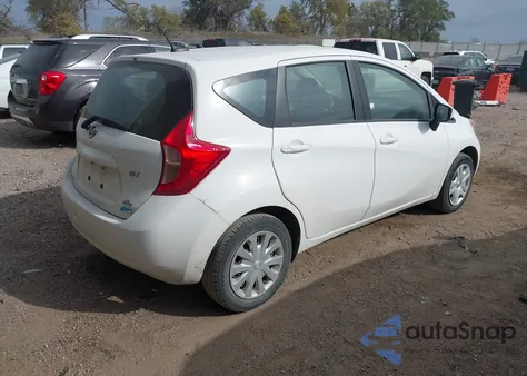 2016 Nissan Versa Note S (Sr)/S Plus/Sl/Sr/Sv z USA, uszkodzony, nr VIN 3N1CE2CP5GL381508